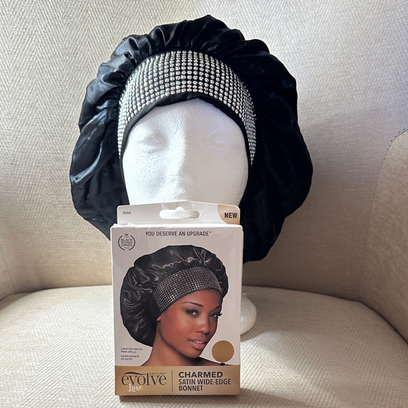 EVOLVE Accessories - REVOLVE Black Satin Wide-Edge Bonnet